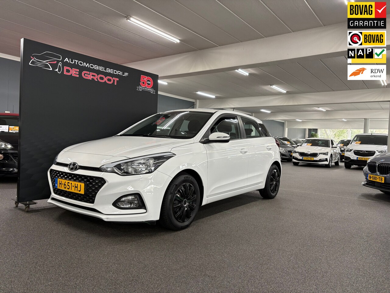 Hyundai i20 - 1.0 T-GDI Comfort/ NL auto/ Achteruitrijcamera/ Parkeersensoren achter/ Handgeschakeld - AutoWereld.nl