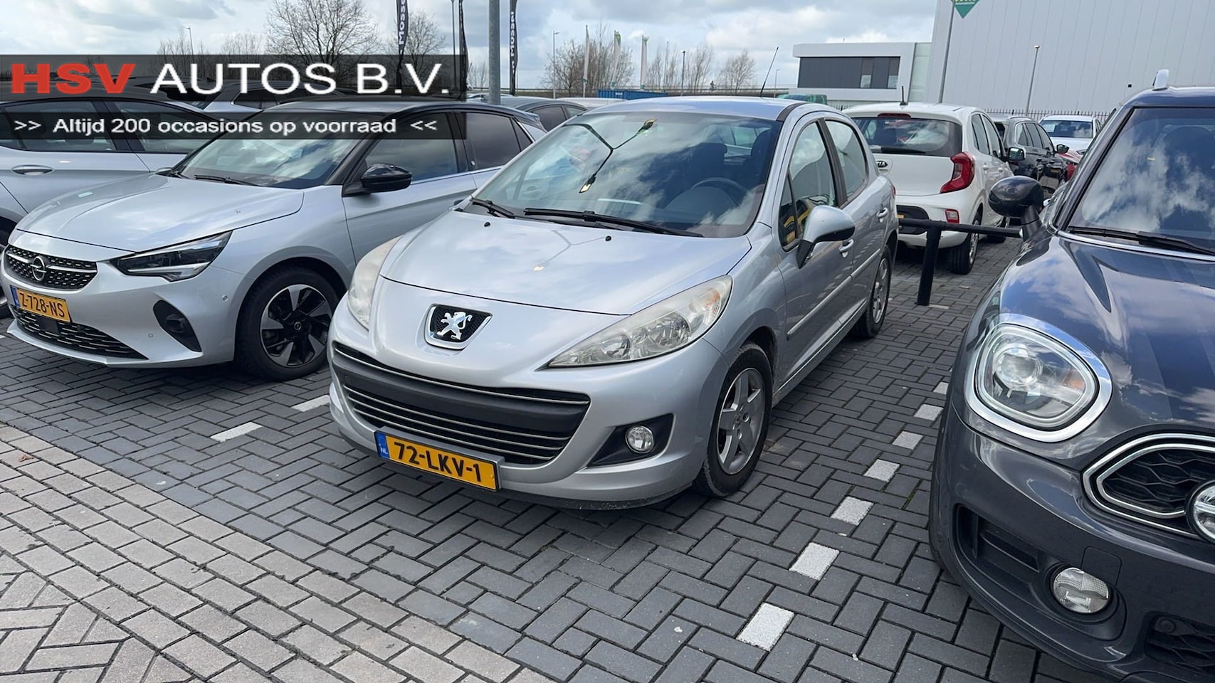Peugeot 207 - 1.4 VTi Style airco LM 4-deurs org NL - AutoWereld.nl