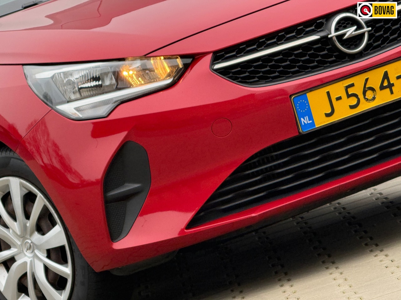 Opel Corsa - 1.2 Edition - Peperoncino Red - Cruise/Carplay/Drive-Assist Camera - AutoWereld.nl