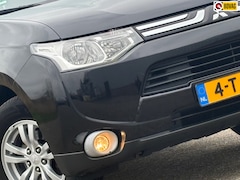Mitsubishi Outlander - 2.0 Intense Automaat - Amathyst Black - 120dkm - Topstaat