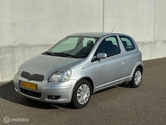 Toyota Yaris - 1.3 VVT-i AIRCO 3-DEURS VOLLEDIG ONDERHOUD