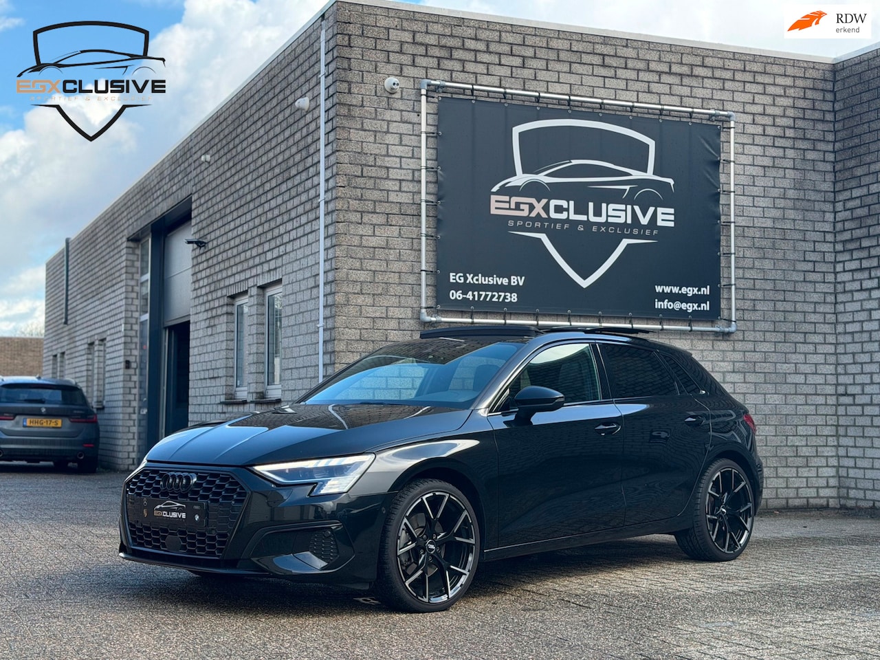 Audi A3 Sportback - 35 TFSI S edition PANO/CAMERA/RS Stoelen - AutoWereld.nl