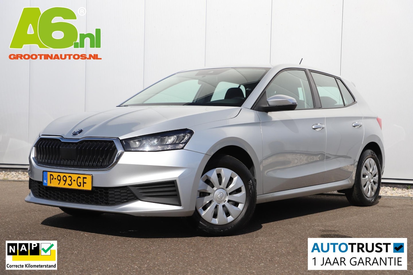 Skoda Fabia - 1.0 TSI Ambition 95PK Carplay Android Navigatie Airco Cruise Control Parkeersensor - AutoWereld.nl