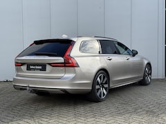 Volvo V90 - T6 350PK Plug-in hybrid AWD Ultra Dark | Adaptieve Cruise Control met Pilot Assist | Verwa