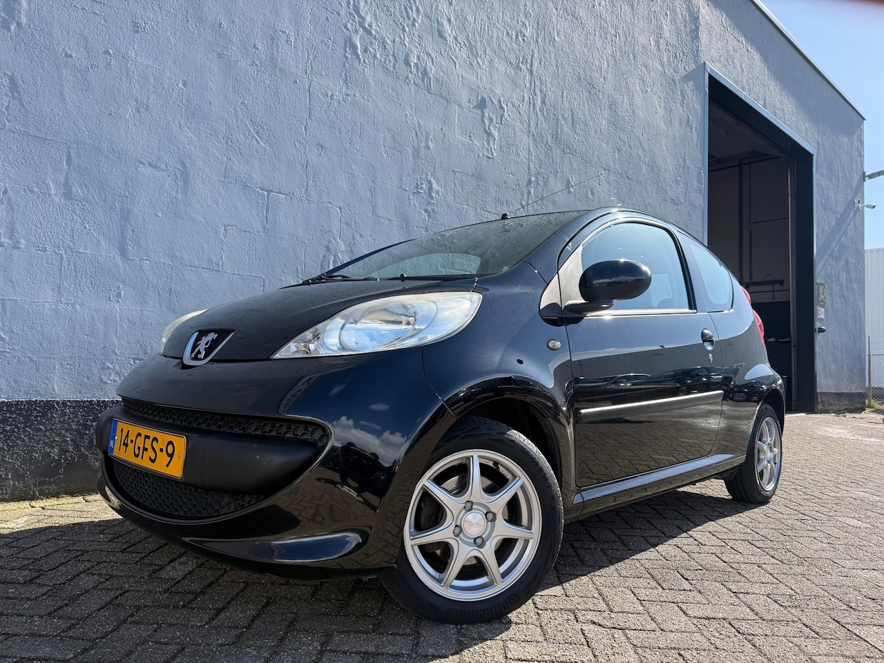 Peugeot 107 - 1.0-12V XS - Airco - LMV - AutoWereld.nl