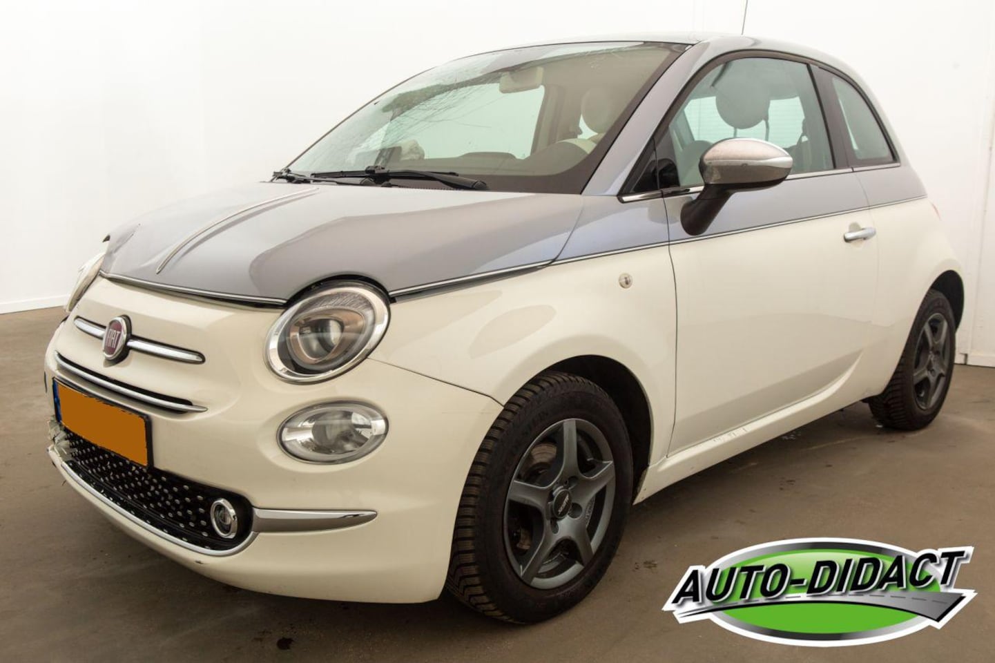 Fiat 500 - 0.9 TwinAir Turbo Automaat Pano Collezione - AutoWereld.nl