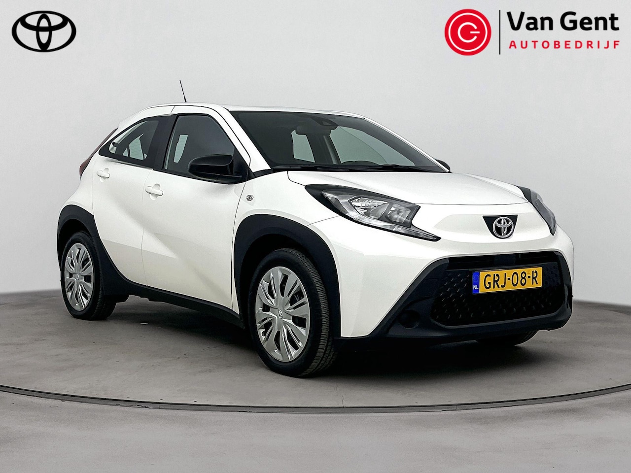 Toyota Aygo X - 1.0 VVT-i MT Play | Apple Carplay / Android Auto | Adaptive Cruise | Airco | Camera | Rijs - AutoWereld.nl