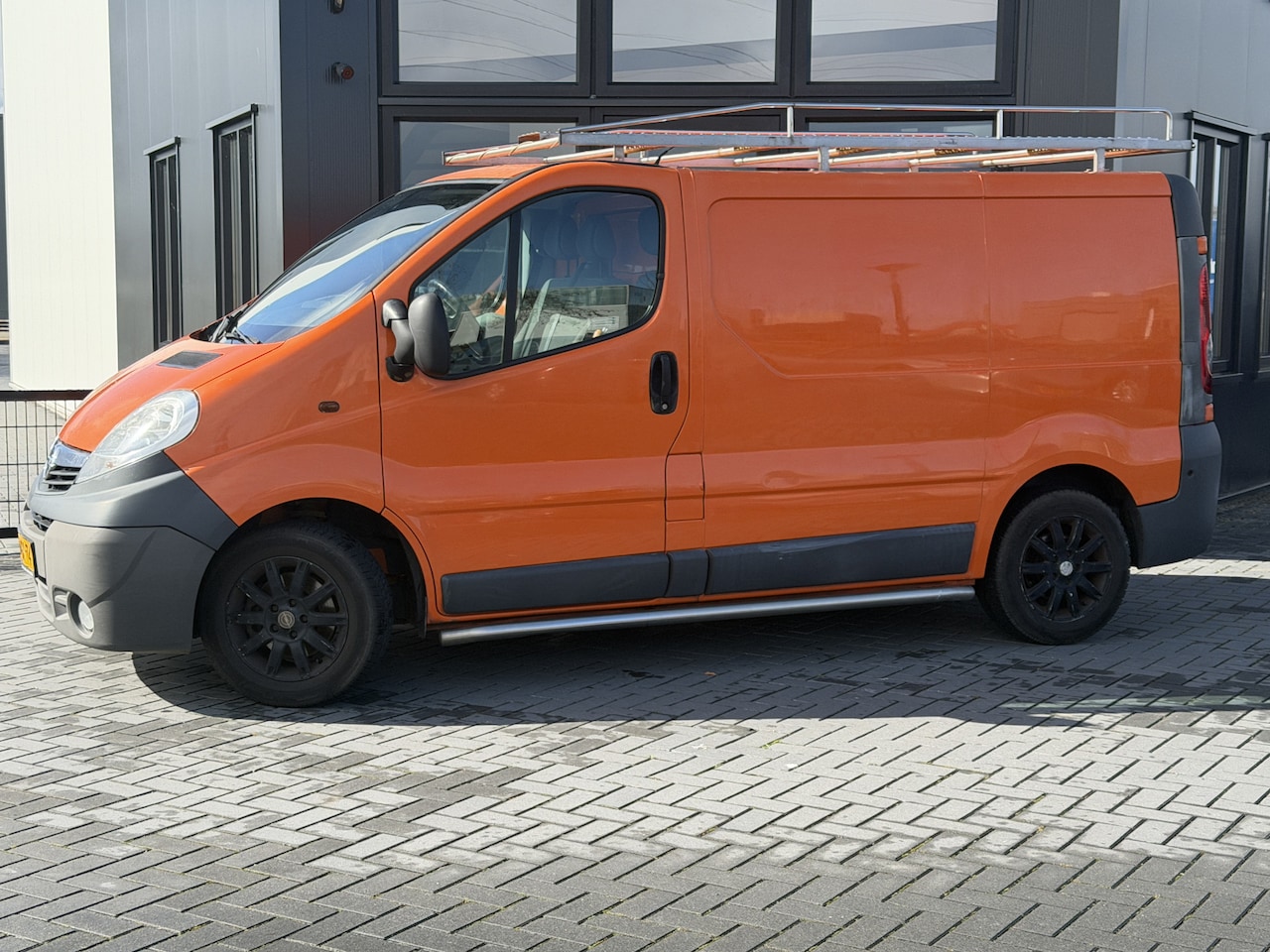 Opel Vivaro - 2.0 CDTI L1H1 Airco | Trekhaak | Nwe APK | Lage km stand! - AutoWereld.nl
