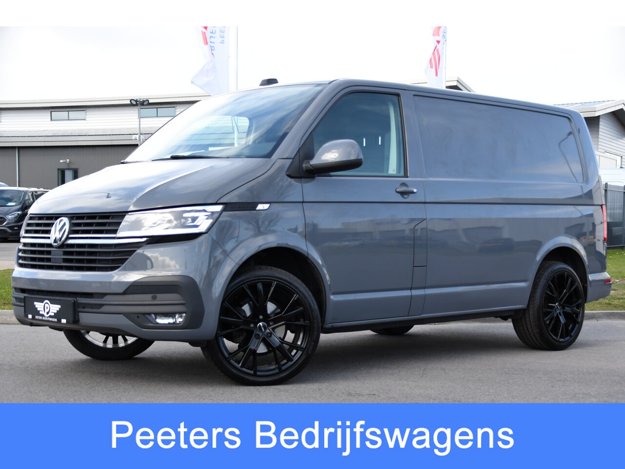 Volkswagen Transporter - 2.0 TDI L1H1 30 PB Edition Cruise, Carplay, LED, Multimedia, Sensoren, 150pk, Automaat, Un - AutoWereld.nl