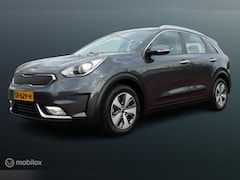 Kia Niro - 1.6 GDi Hybrid DynamicLine, Trekhaak, Navi, App connect, Cruise, Clima, Pdc voor + achter