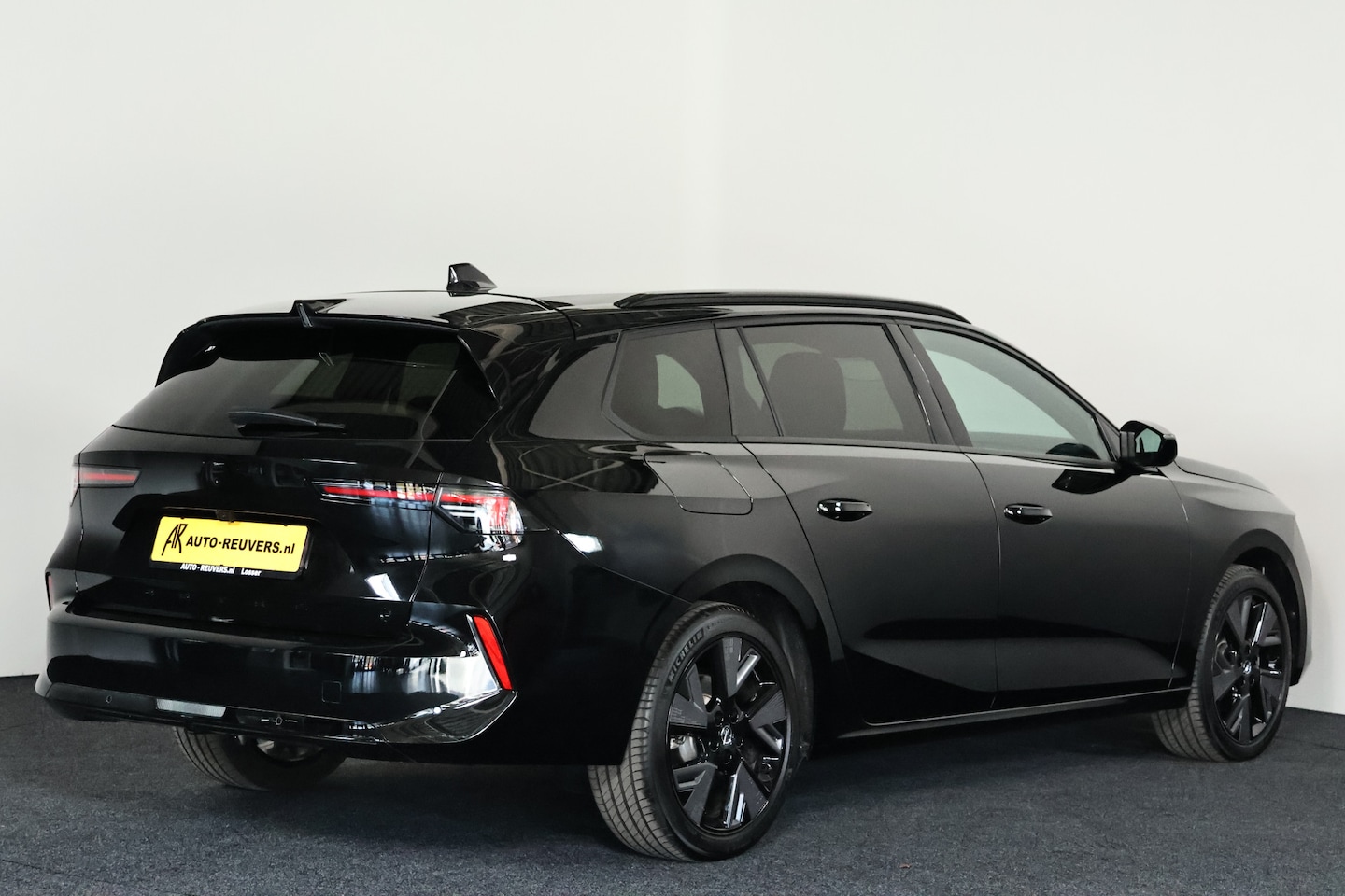 Opel Astra Electric - 54 kWh GS / LED / ACC / CarPlay / Navi / Camera - AutoWereld.nl