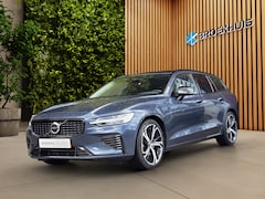 Volvo V60 - 2.0 T6 Plug-in hybrid AWD Plus Dark | Trekhaak | Camera | Pano | Memory | Pilot Assist
