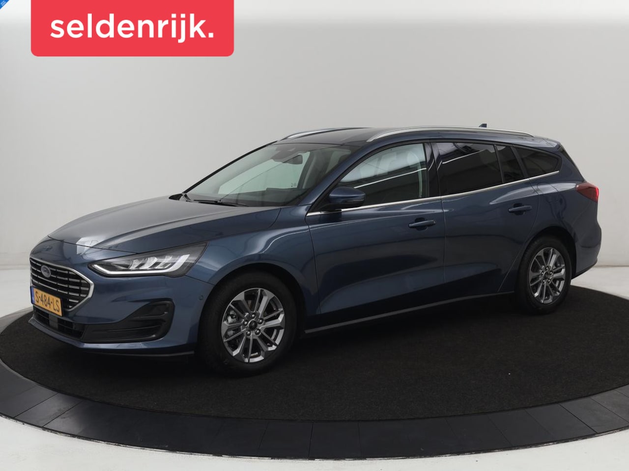 Ford Focus Wagon - 1.0 EcoBoost Hybrid Titanium | Carplay | Camera | Navigatie | Climate control | Full LED | - AutoWereld.nl