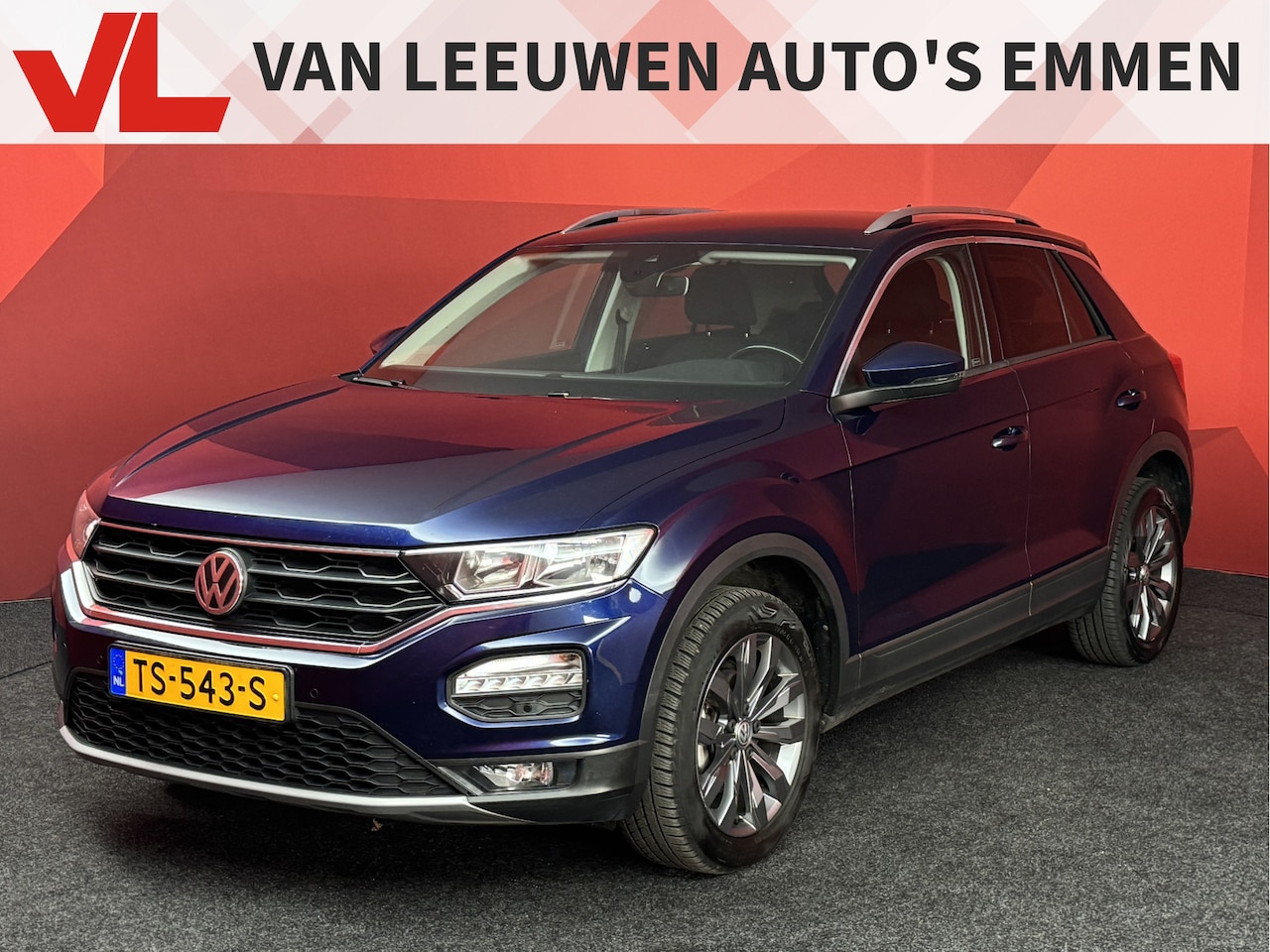 Volkswagen T-Roc - 1.6 TDI Style | Airco | Cruise | Trekhaak - AutoWereld.nl