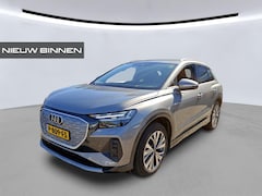 Audi Q4 e-tron - 35 Launch edition Advanced 55 kWh | Stoelverwarming | Cruise Control | Navigatie | Apple C