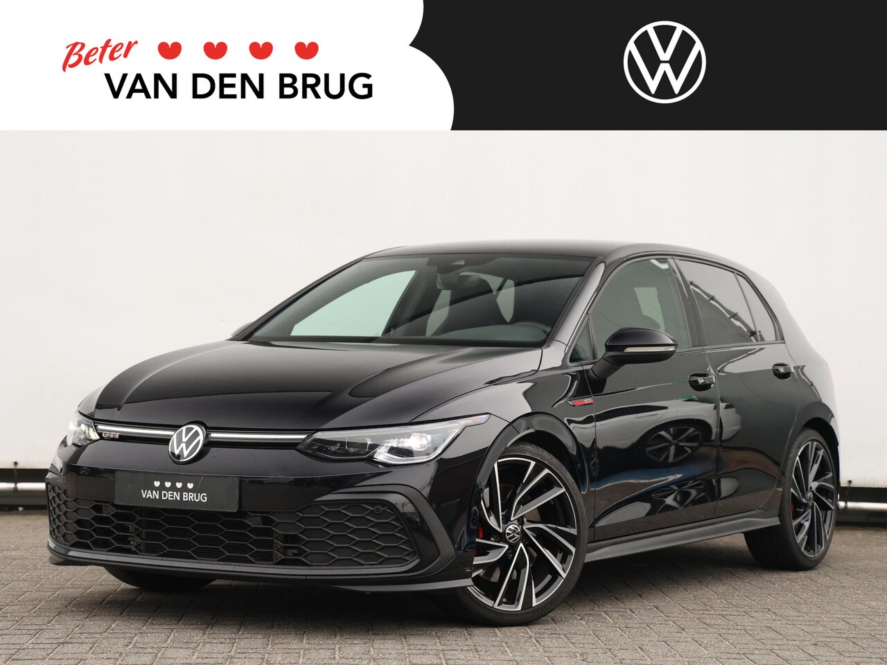 Volkswagen Golf - 2.0 TSI GTI 245pk DSG | Dealer onderhouden | DCC | IQ Lights | Black Style | Winterpakket - AutoWereld.nl