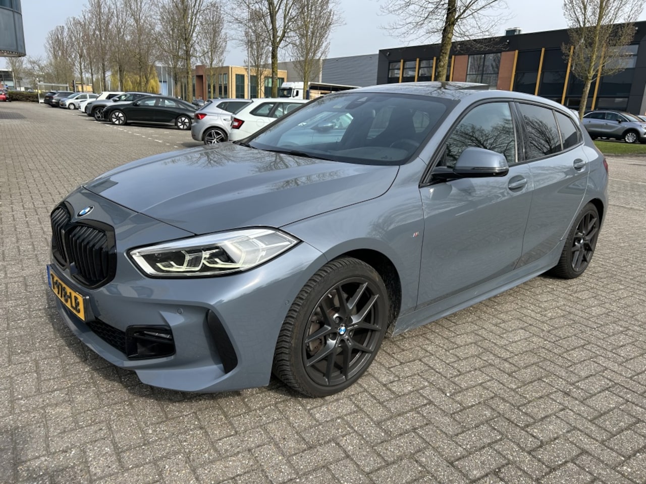 BMW 1-serie - 118i High Exec M-Sport FULL OPTIONS. - AutoWereld.nl