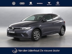 Volkswagen Polo - 1.0 TSI 95pk Life Business / Navigatie / Stoelverwarming / Camera