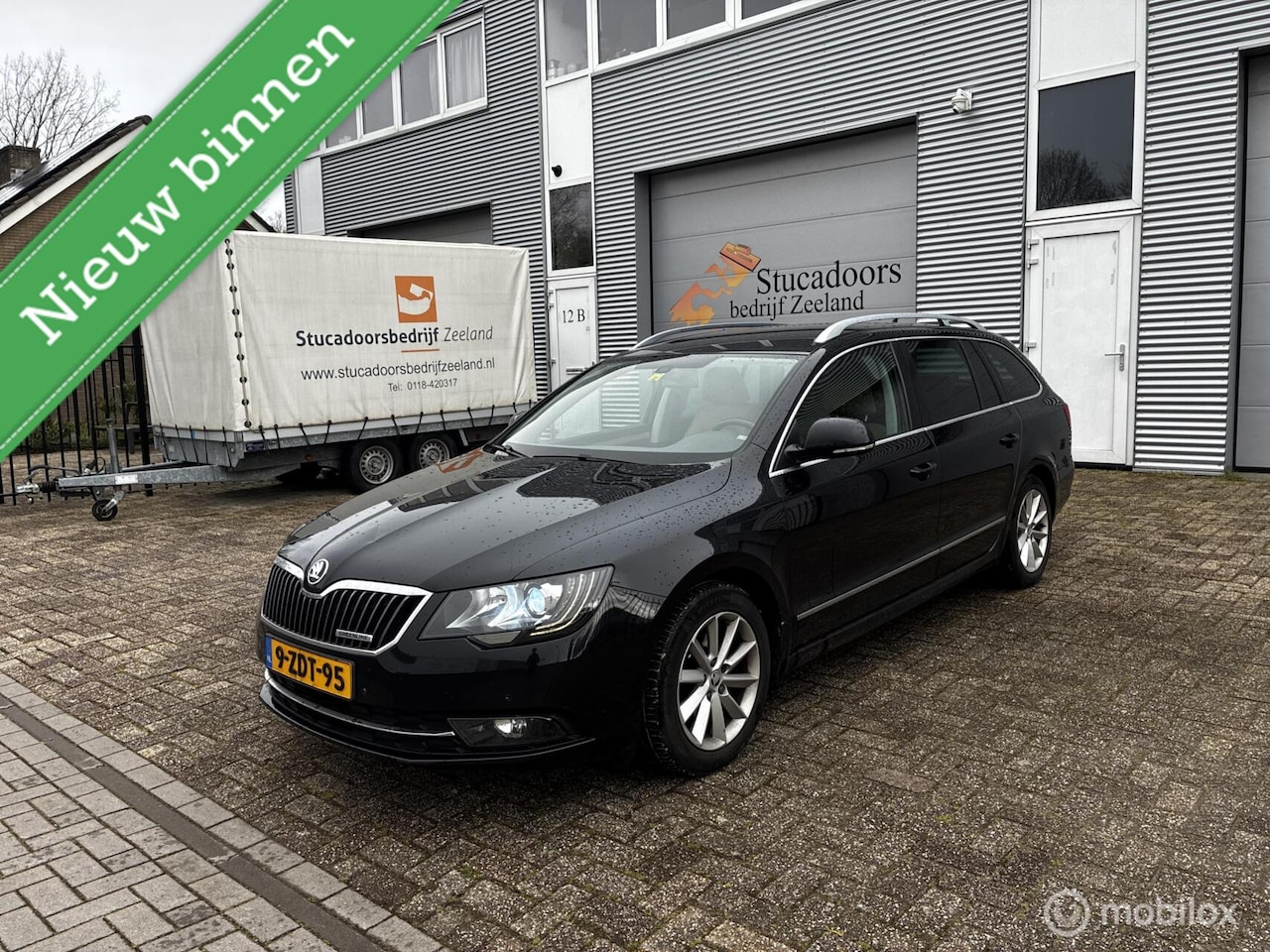 Skoda Superb Combi - 1.6 TDI Champs Elysees Ex BPM Euro 6!! - AutoWereld.nl