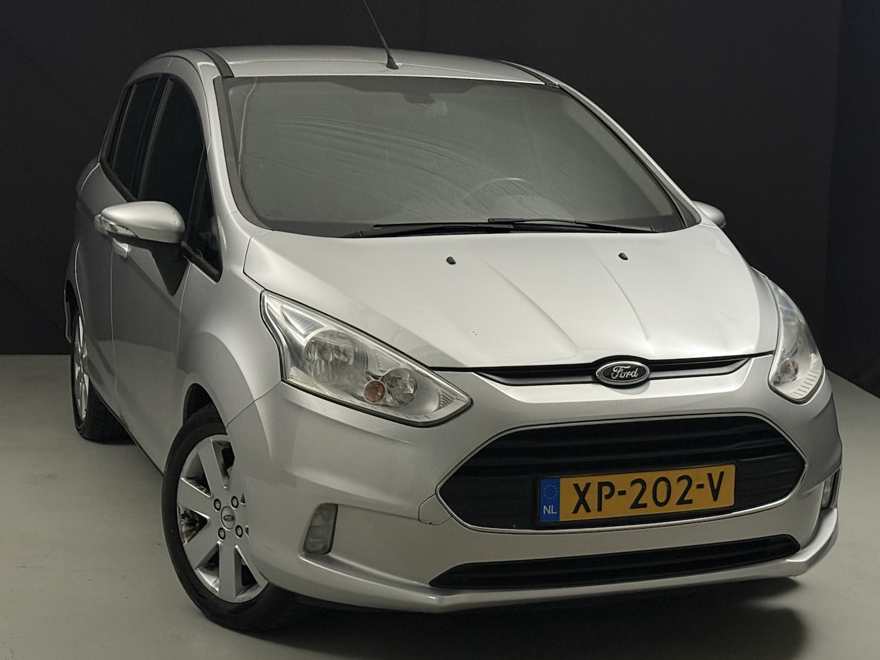 Ford B-Max - 1.4 Weinig KM *Super Leuk* - AutoWereld.nl