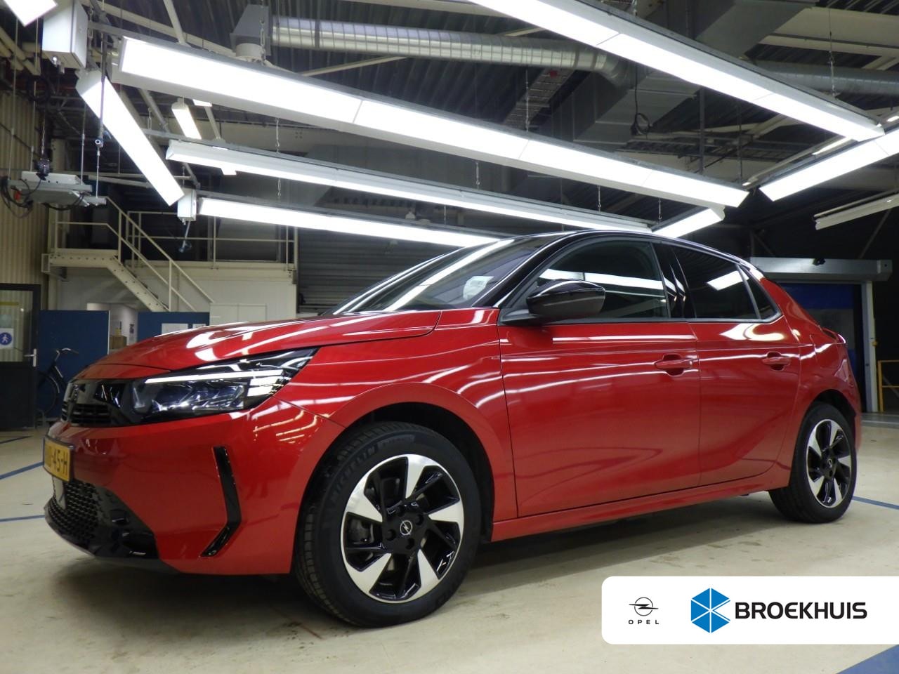 Opel Corsa Electric - Long Range Yes 51 kWh 156pk | Stuur/Stoelverwarming | Navigatie | Sportstoelen | Full-LED - AutoWereld.nl