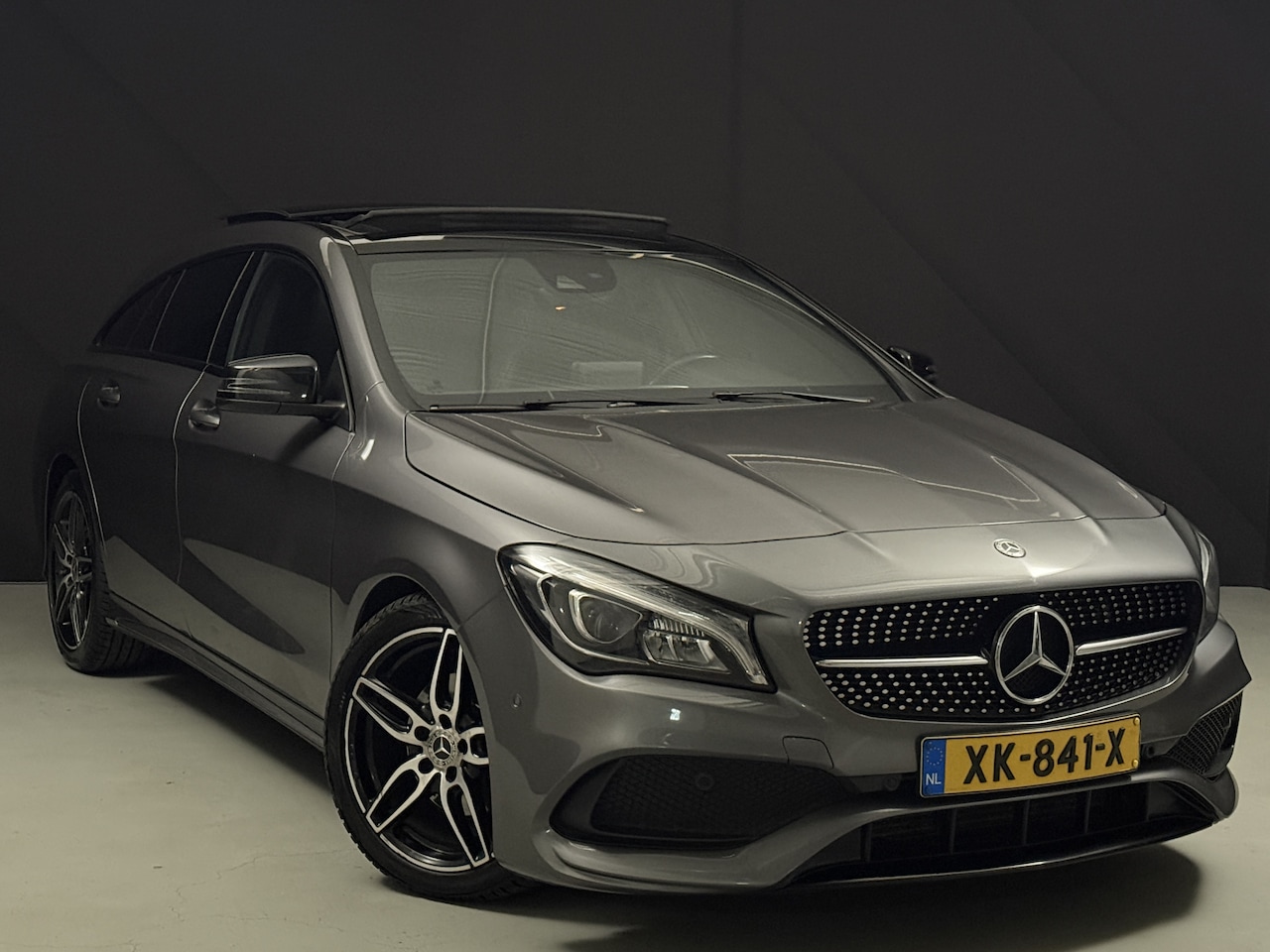 Mercedes-Benz CLA-klasse Shooting Brake - 180 AMG Night Upgrade*PANORAMADAK* - AutoWereld.nl