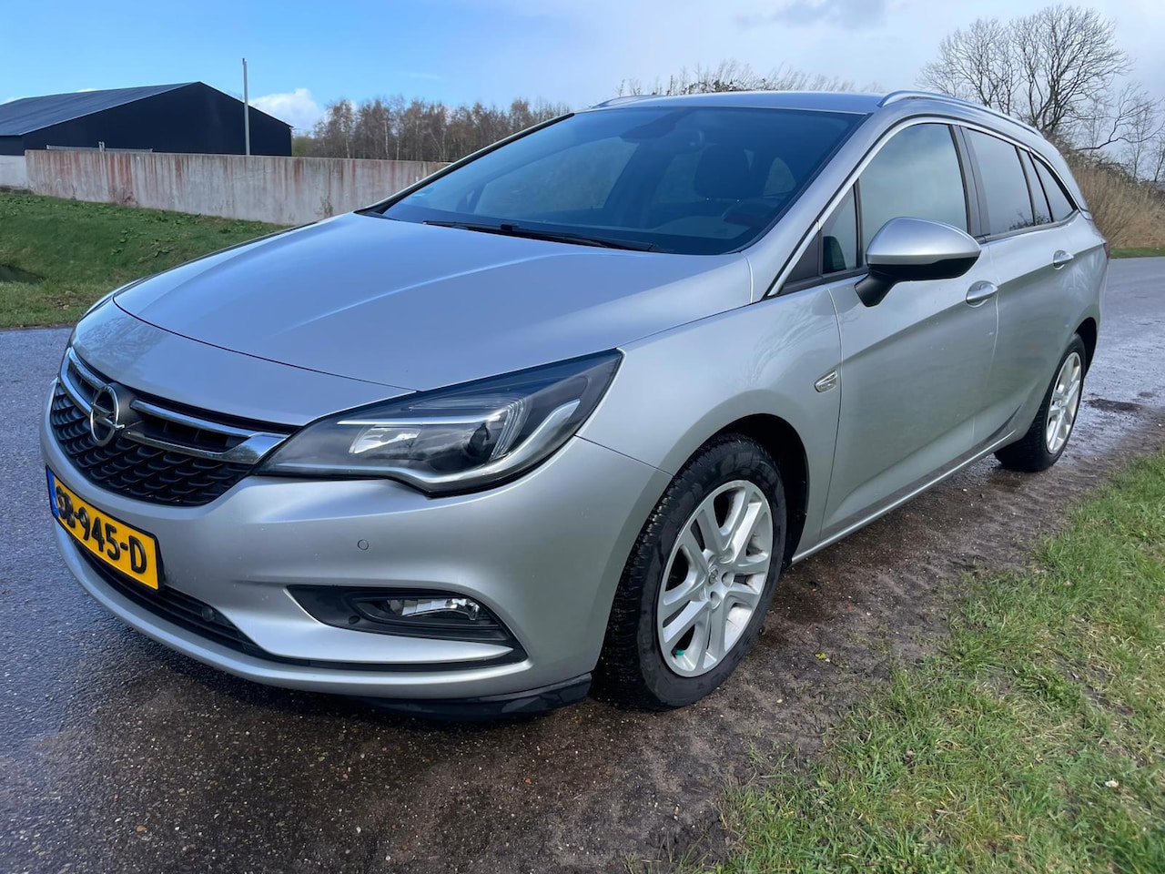 Opel Astra Sports Tourer - 1.6 CDTI Business 1.6 CDTI Business+ - AutoWereld.nl