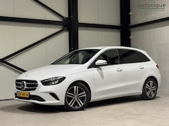 Mercedes-Benz B-klasse - 250 e Business | navi | leder | sfeer verlichting | trekhaak |