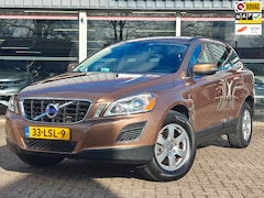 Volvo XC60 - 2.0T Momentum | Trekhaak | Elekt. achterklep | Automaat | Bluetooth