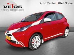 Toyota Aygo - 1.0 VVT-i x-play sport white