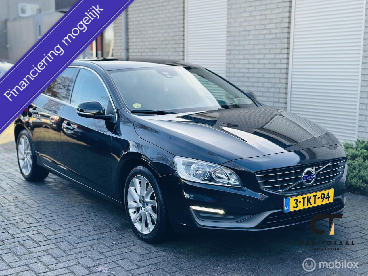 Volvo V60 - 2.0 D4 Momentum|TREKHAAK|NAP|AIRCO|NAVI - AutoWereld.nl