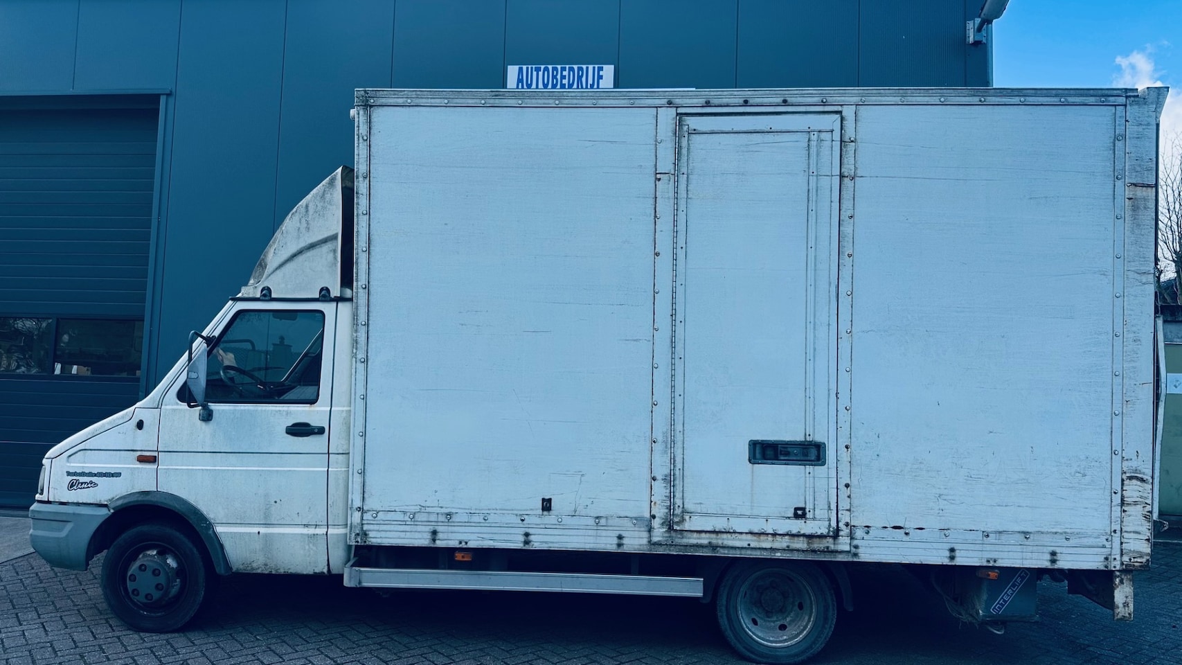 Iveco Daily - 35.10 td 360 cm Auto is motorisch nog perfect - AutoWereld.nl