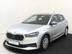 Skoda Fabia - 1.0 TSI Ambition | Navigatie | Cruise control | CarPlay | Airco | Lane- en frontassist | V