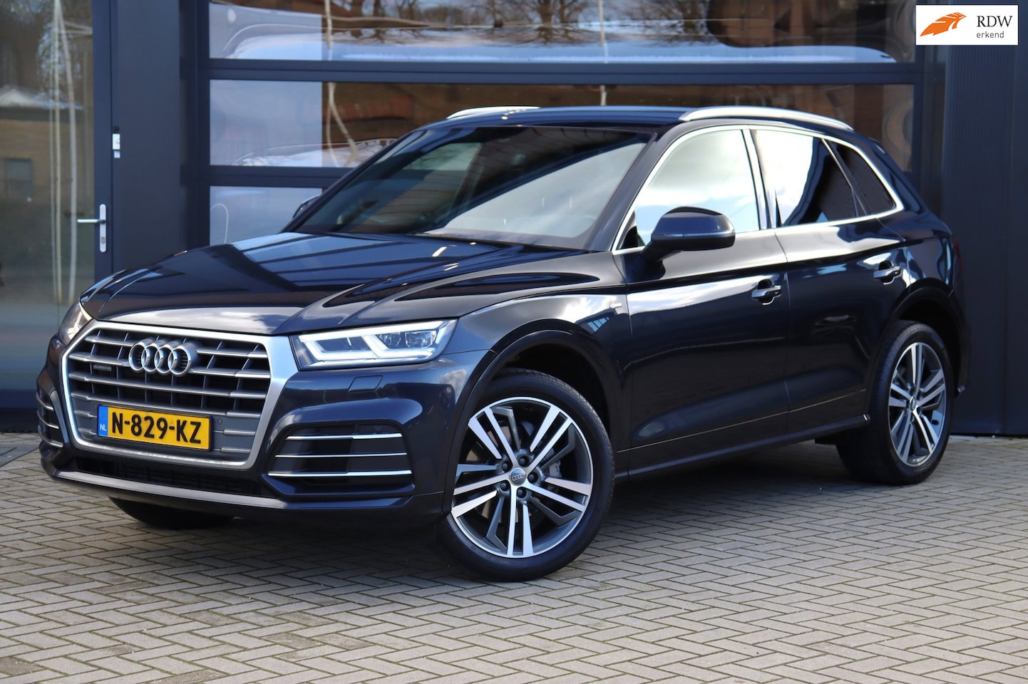 Audi Q5 - 2.0 TFSI quattro Sport S Line Black Edition | S-Line | Navi | Cruise | Clima | Stoelverwar - AutoWereld.nl