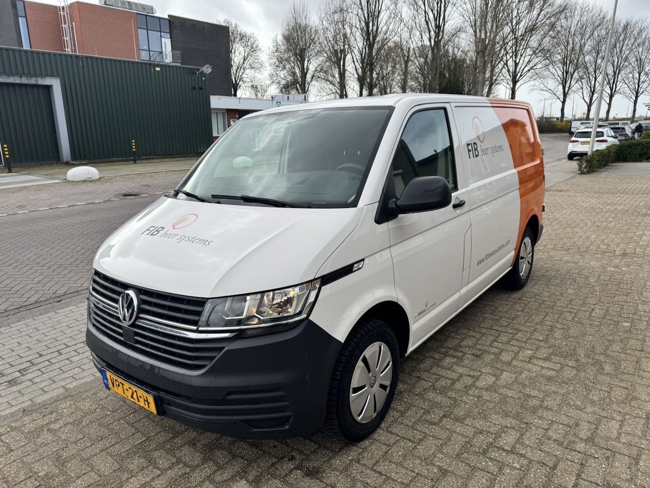 Volkswagen Transporter - 2.0 TDI Automaat L1H1 28 Comfortline*Airco* - AutoWereld.nl