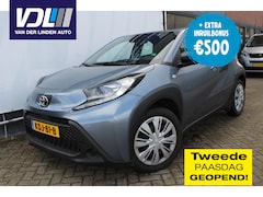 Toyota Aygo X - 1.0 VVT-i MT Play Stoelverwarming l Achteruitrijcamera l Start-stop knop l Apple carplay/