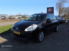 Renault Clio - 1.2-16V Authentique