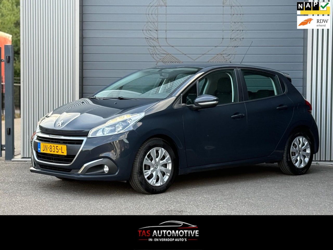 Peugeot 208 - 1.6 BlueHDi Blue Lease 2e EIG / NAVI / AIRCO - AutoWereld.nl