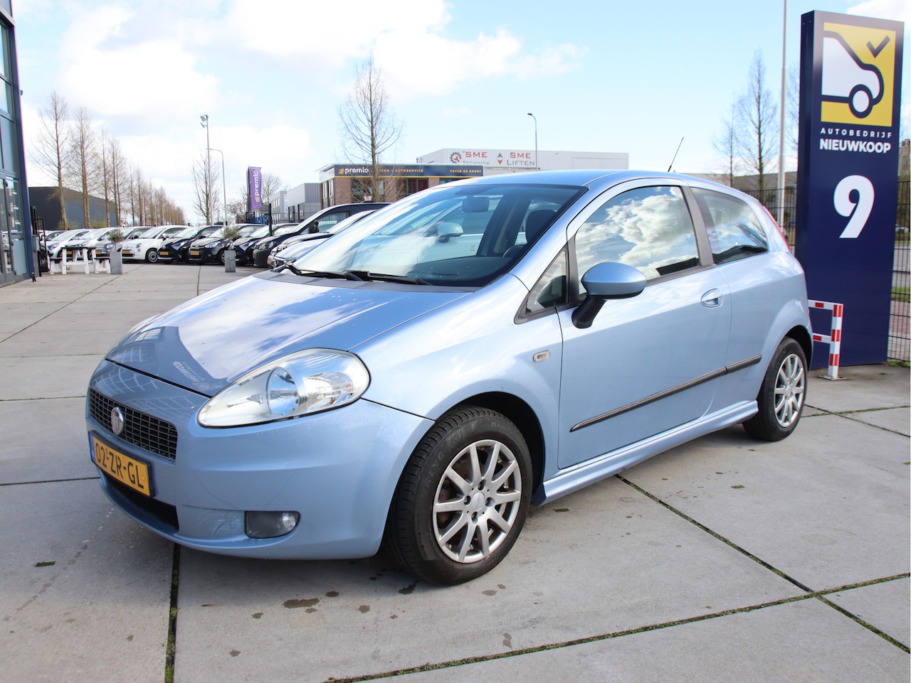 Fiat Grande Punto - 1.4 GP NL-Auto, Airco, NAP, Nw. APK Prijspakker! - AutoWereld.nl