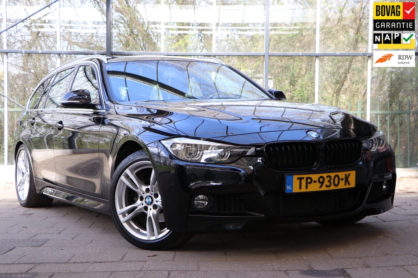 BMW 3-serie Touring - 318i M Sport Edition / Virtual Dash / Alarm / Leder / NL-auto / All-in prijs! / 12mnd Bova - AutoWereld.nl