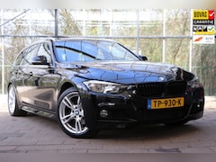 BMW 3-serie Touring - 318i M Sport Edition / Virtual Dash / Alarm / Leder / NL-auto / All-in prijs / 12mnd Bovag