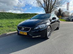 Volvo V40 - 1.6 D2 Momentum Panoramadak