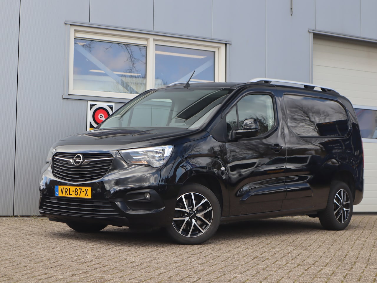 Opel Combo - 1.5D L2H1 Edition / Carplay / Camera / Cruise - AutoWereld.nl