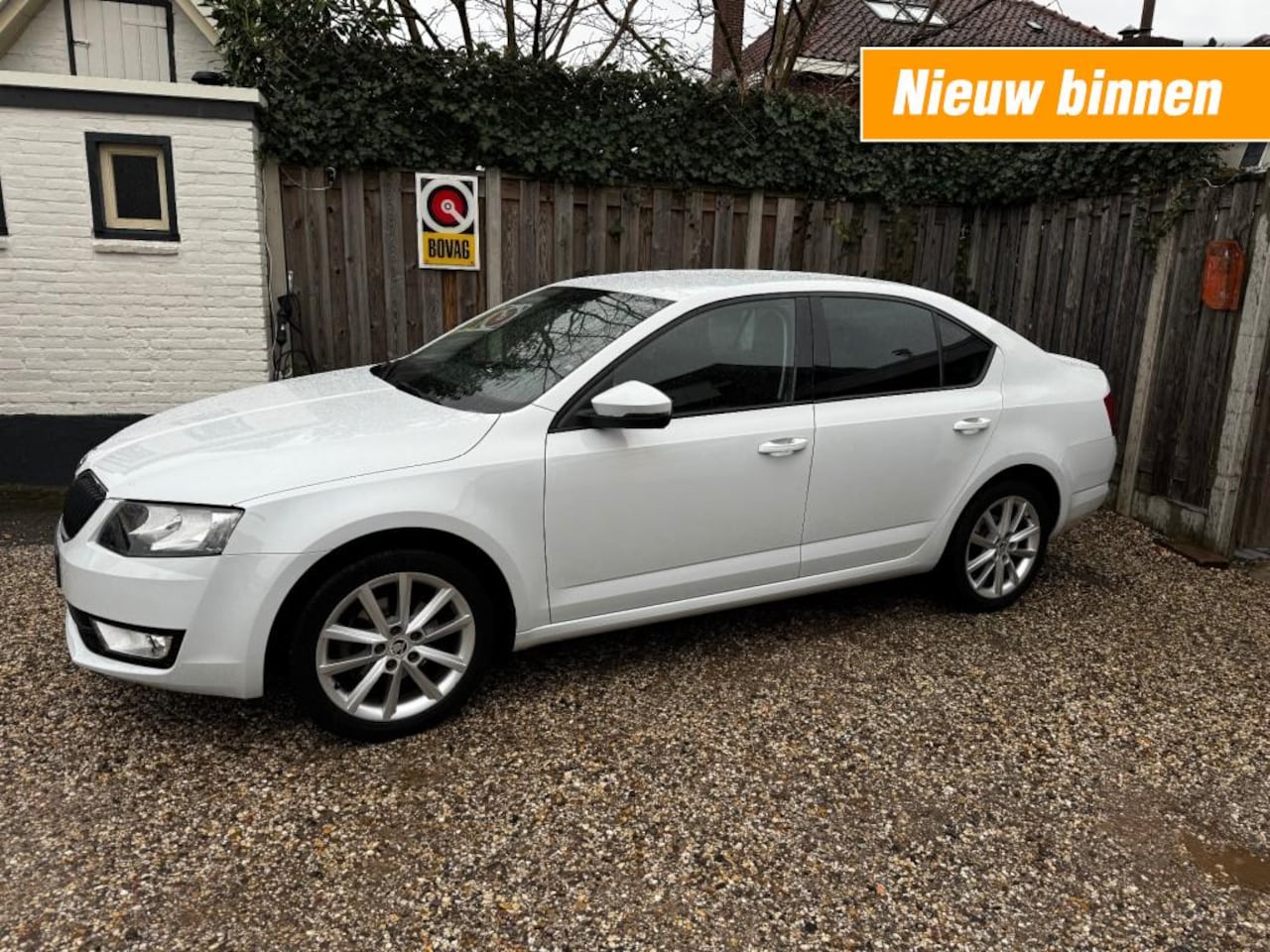 Skoda Octavia - 1.2 TSI GRT AMB. BNS ecc,cruise,apple car play. - AutoWereld.nl
