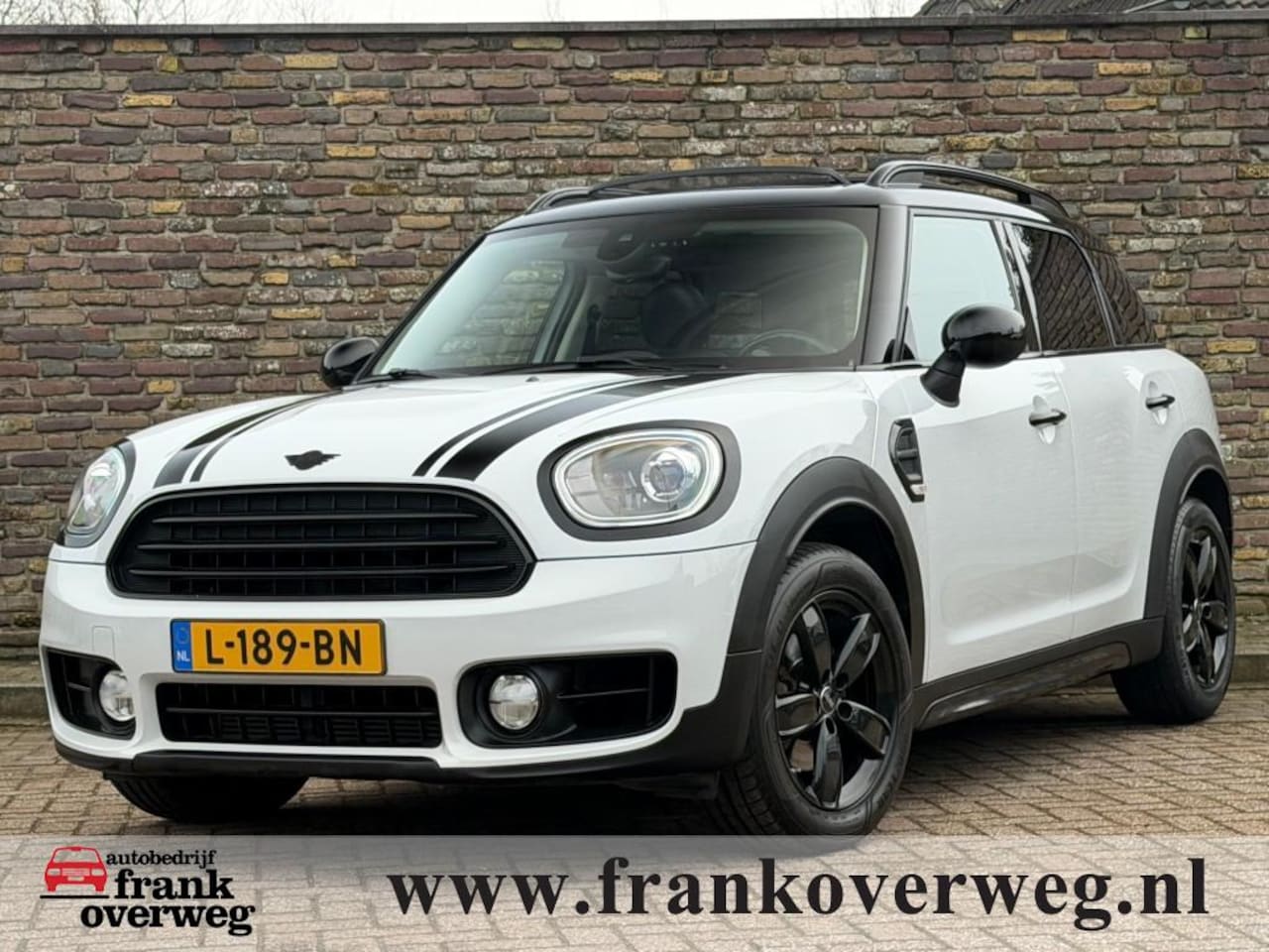 MINI Countryman - 1.5 COOPER CHILI Automaat Panodak LED Leer - AutoWereld.nl