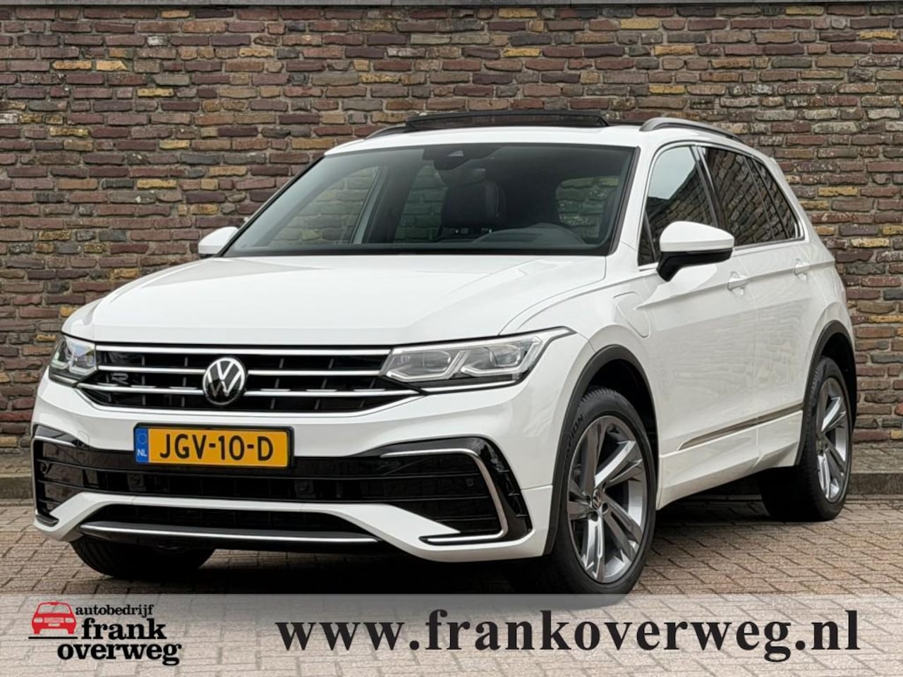 Volkswagen Tiguan - 1.4 TSI eHybrid R-LINE Panodak Head-Up Keyless - AutoWereld.nl
