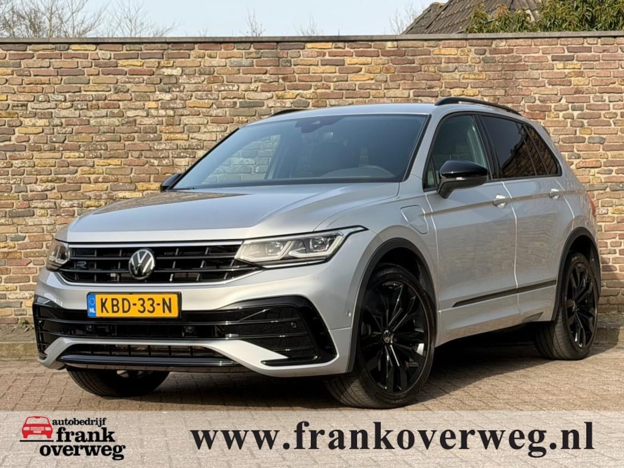 Volkswagen Tiguan - 1.4 TSI eHybrid R-LINE Black Style Stuurverwarming 20 Inch - AutoWereld.nl