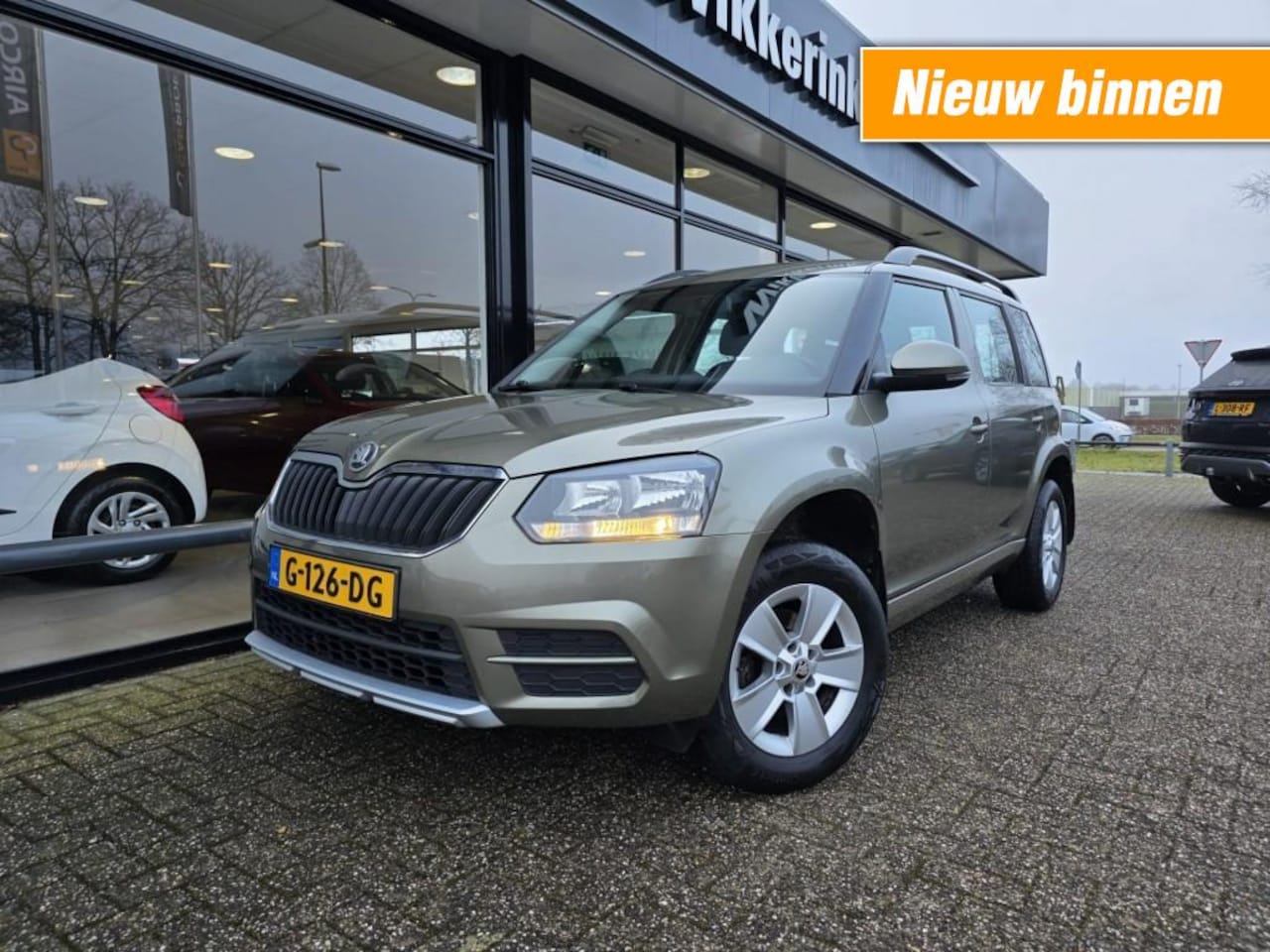 Skoda Yeti - 1.2 TSI ACTIVE NAVI,TREKHAAK - AutoWereld.nl