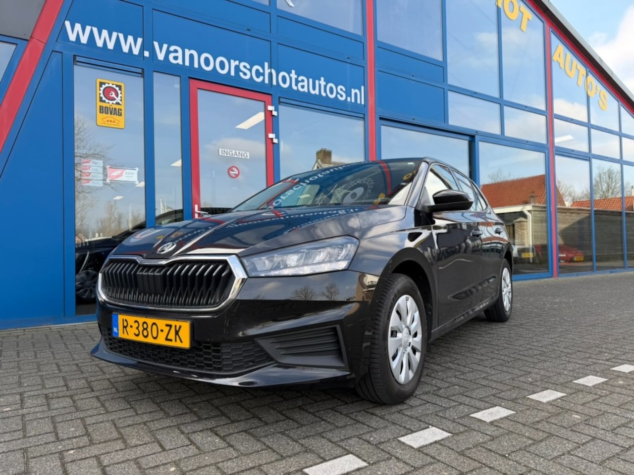 Skoda Fabia - 1.0 TSi 110pk Automaat Navi Carplay Led Airco - AutoWereld.nl