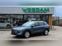 Ford Kuga - 2.5 PHEV TITANIUM / Winter pack